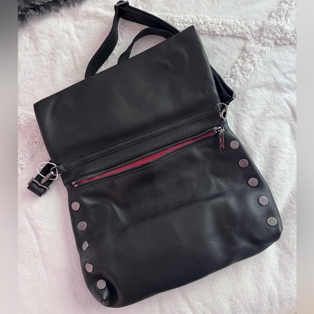 Beautiful Hammitt bag brand new.
Comes with dust bag